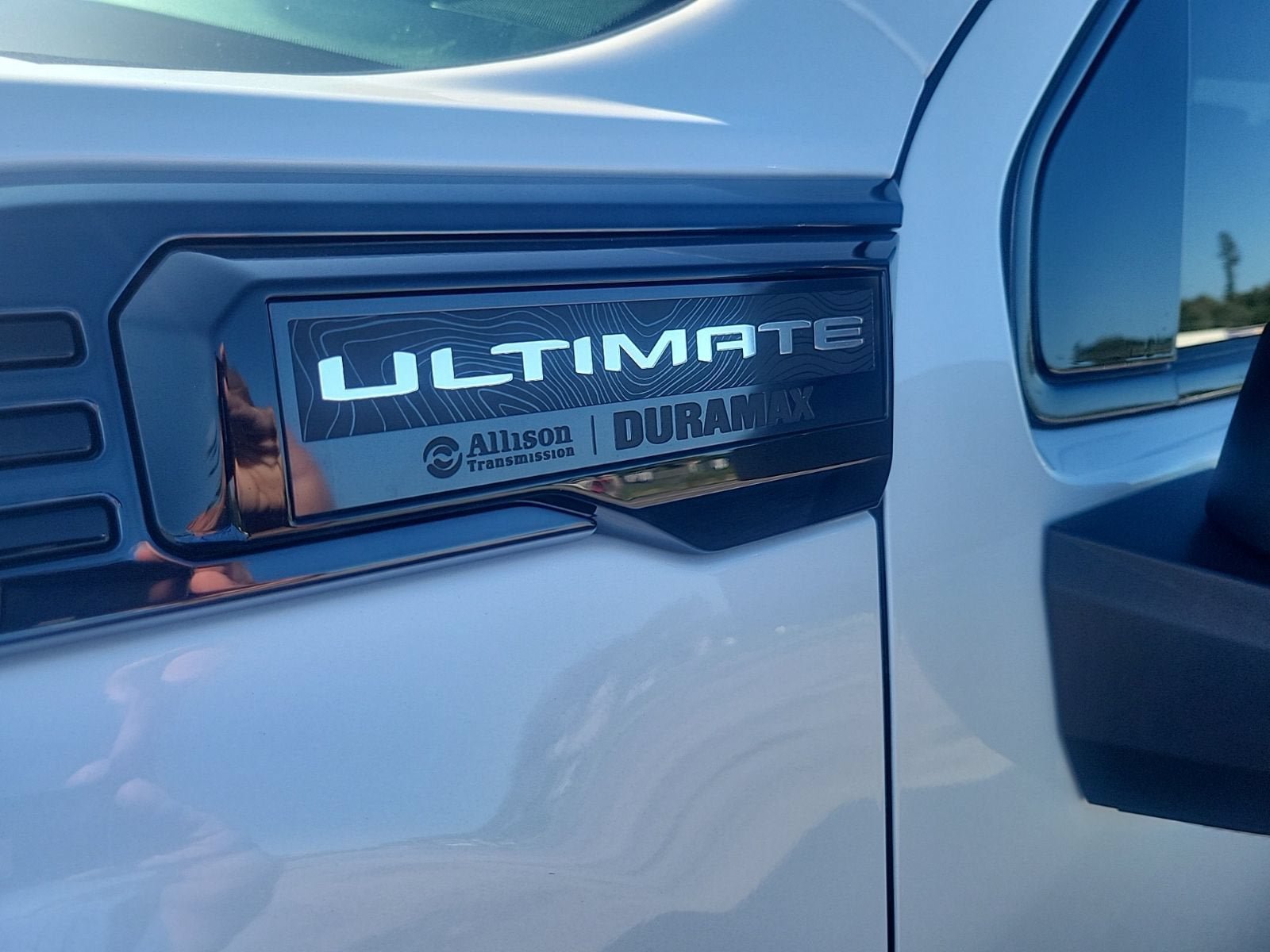 Used 2024 GMC Sierra 2500 Denali Ultimate AWD/4WD image 10