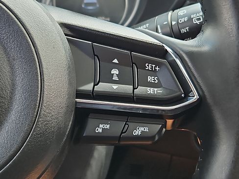 Used 2018 MAZDA CX-5 Touring w/ Preferred Equipment Package AWD/4WD image 23