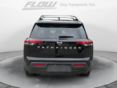 Certified 2025 Nissan Pathfinder SV FWD image 6