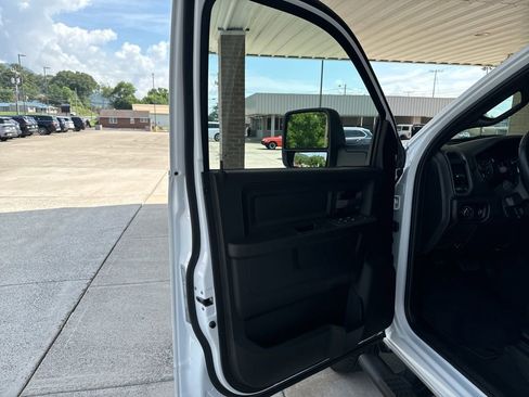 Used 2026 RAM 3500 Tradesman AWD/4WD image 18