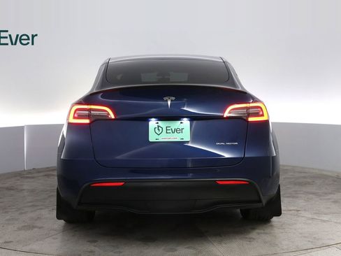 Used 2023 Tesla Model Y Long Range image 15