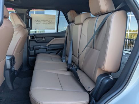 New 2025 Toyota 4Runner Limited image 31