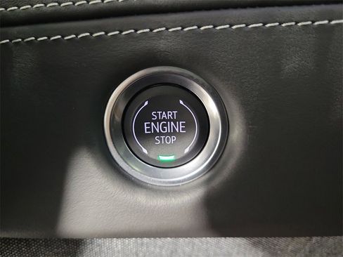 Certified 2025 Cadillac Escalade Sport Platinum w/ LPO, Floor Liner Package image 31