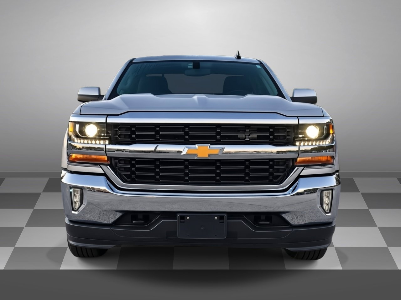 Certified 2018 Chevrolet Silverado 1500 LT w/ All Star Edition AWD/4WD image 2