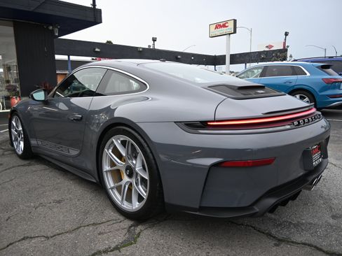 Used 2026 Porsche 911 GT3 image 41