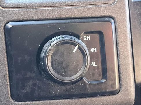 Used 2022 Ford F250 XL w/ Power Equipment Group image 12