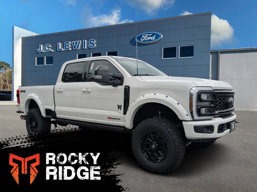 New 2026 Ford F250 Lariat w/ Black Appearance Package AWD/4WD 360° Tour