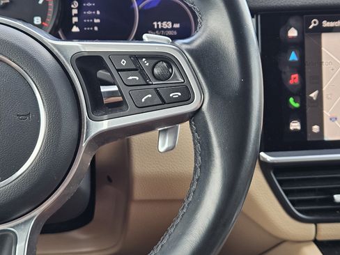 Certified 2022 Porsche Cayenne AWD/4WD image 27