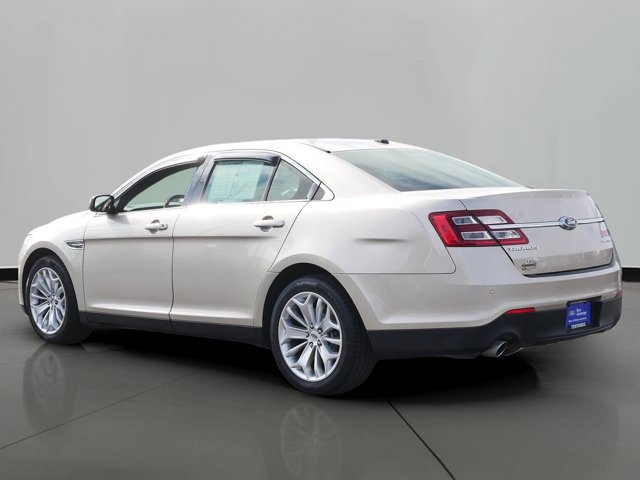 Certified 2018 Ford Taurus Limited FWD image 2