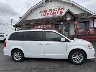 Used 2019 Dodge Grand Caravan SXT image 1