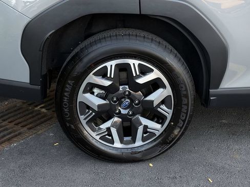 Used 2026 Subaru Forester Premium AWD/4WD image 12