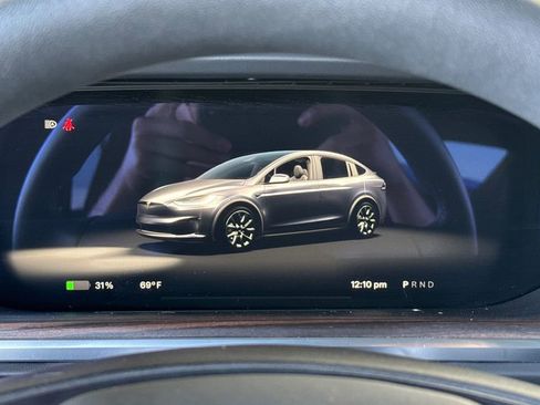 Used 2024 Tesla Model X image 22