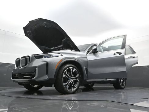 New 2026 BMW X5 xDrive40i AWD/4WD image 40