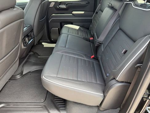 Used 2024 GMC Sierra 1500 AT4X AWD/4WD image 11