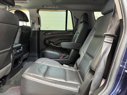 Used 2018 Chevrolet Tahoe LT w/ LT Signature Package image 17