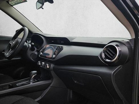 Used 2024 Nissan Kicks SV FWD image 20