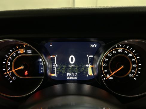 Used 2020 Jeep Wrangler Unlimited Sahara w/ Cold Weather Group image 16