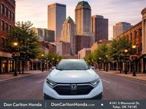 Used 2020 Honda CR-V Touring image 2