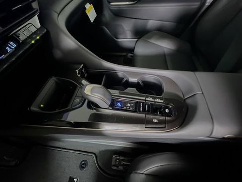 New 2026 Toyota Crown Signia AWD/4WD image 22