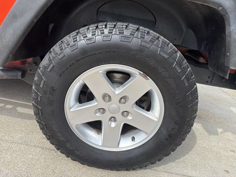 Used 2015 Jeep Wrangler Sport image 21