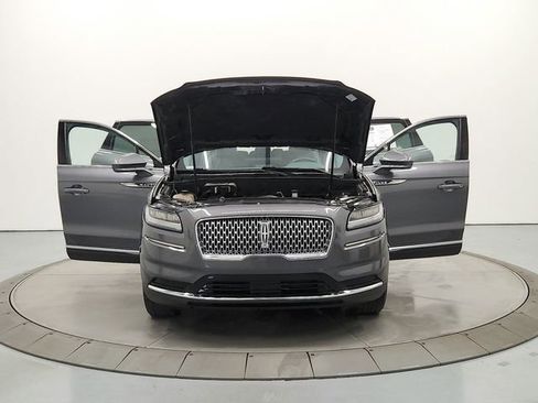 Used 2021 Lincoln Nautilus Reserve image 10