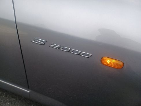 Used 2001 Honda S2000 image 11