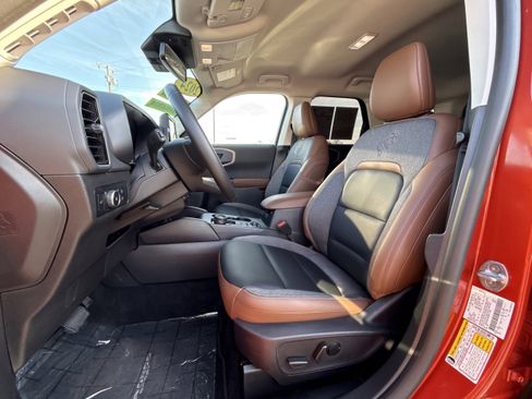 Used 2024 Ford Bronco Sport Outer Banks w/ Tech Package image 9