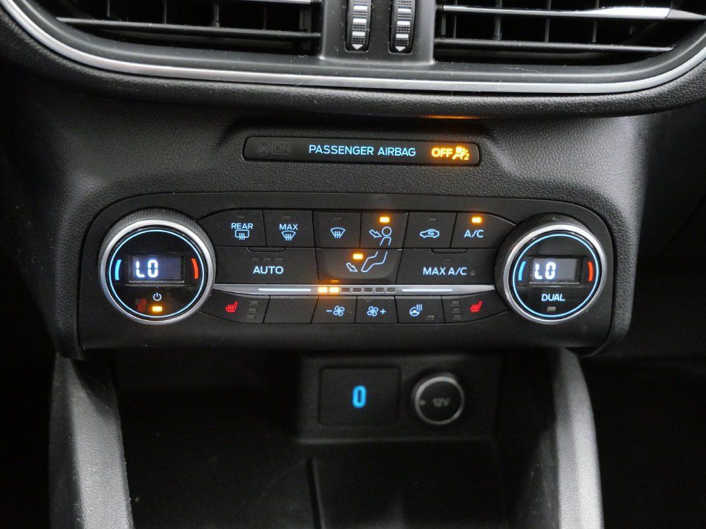 Used 2020 Ford Escape Titanium AWD/4WD image 25