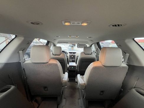 Used 2017 Chevrolet Traverse Premier AWD/4WD image 8