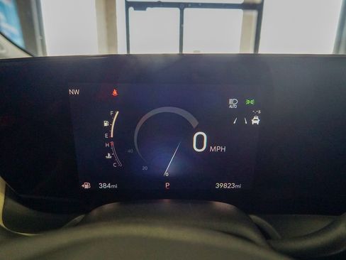 Used 2024 Buick Encore GX Sport Touring image 21