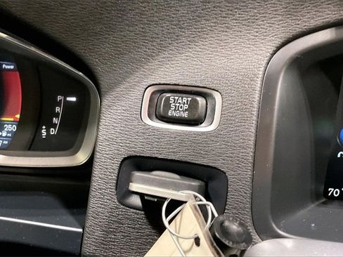 Used 2016 Volvo S60 T5 Premier image 30