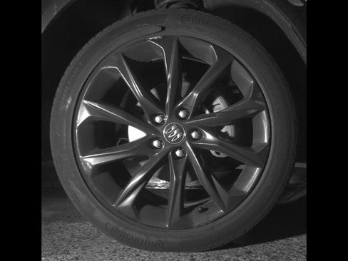 Certified 2024 Buick Encore GX Sport Touring w/ Experience Buick Package AWD/4WD image 27