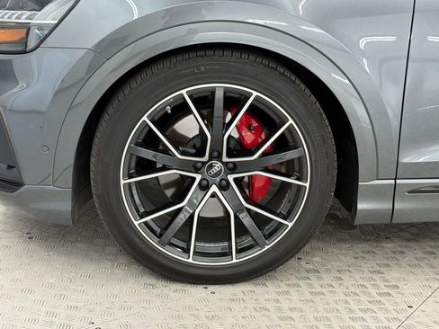 Used 2023 Audi Q8 Prestige AWD/4WD image 12