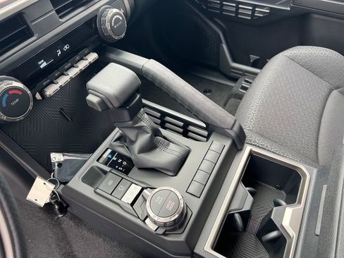 New 2026 Toyota 4Runner SR5 image 26