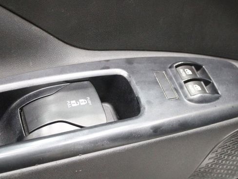 Used 2017 RAM ProMaster City Tradesman image 14