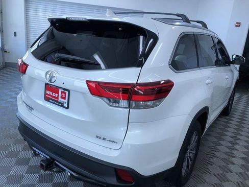 Certified 2017 Toyota Highlander XLE image 36