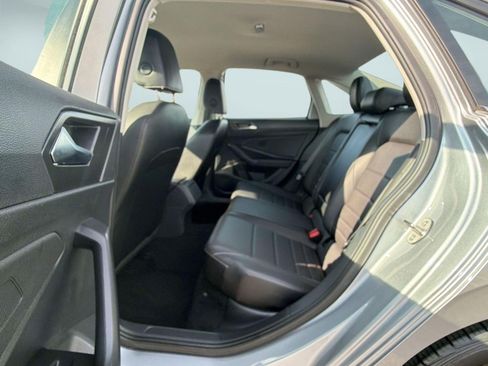 Certified 2024 Volkswagen Jetta SE FWD image 14