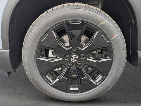New 2026 Honda Pilot Black Edition image 10