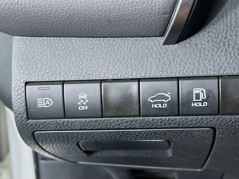 Used 2024 Toyota Camry SE FWD image 16