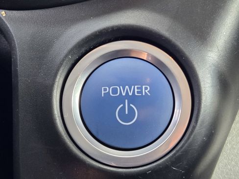 Used 2024 Toyota Sienna LE FWD image 26