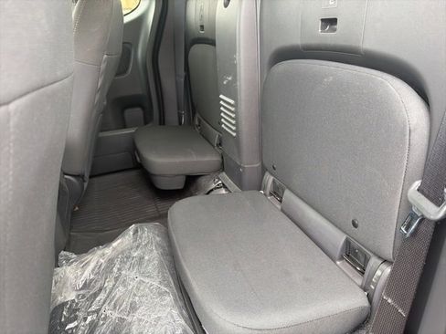 Certified 2023 Nissan Frontier SV w/ Technology Package image 10