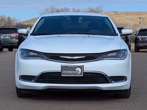 Used 2015 Chrysler 200 Limited FWD image 6
