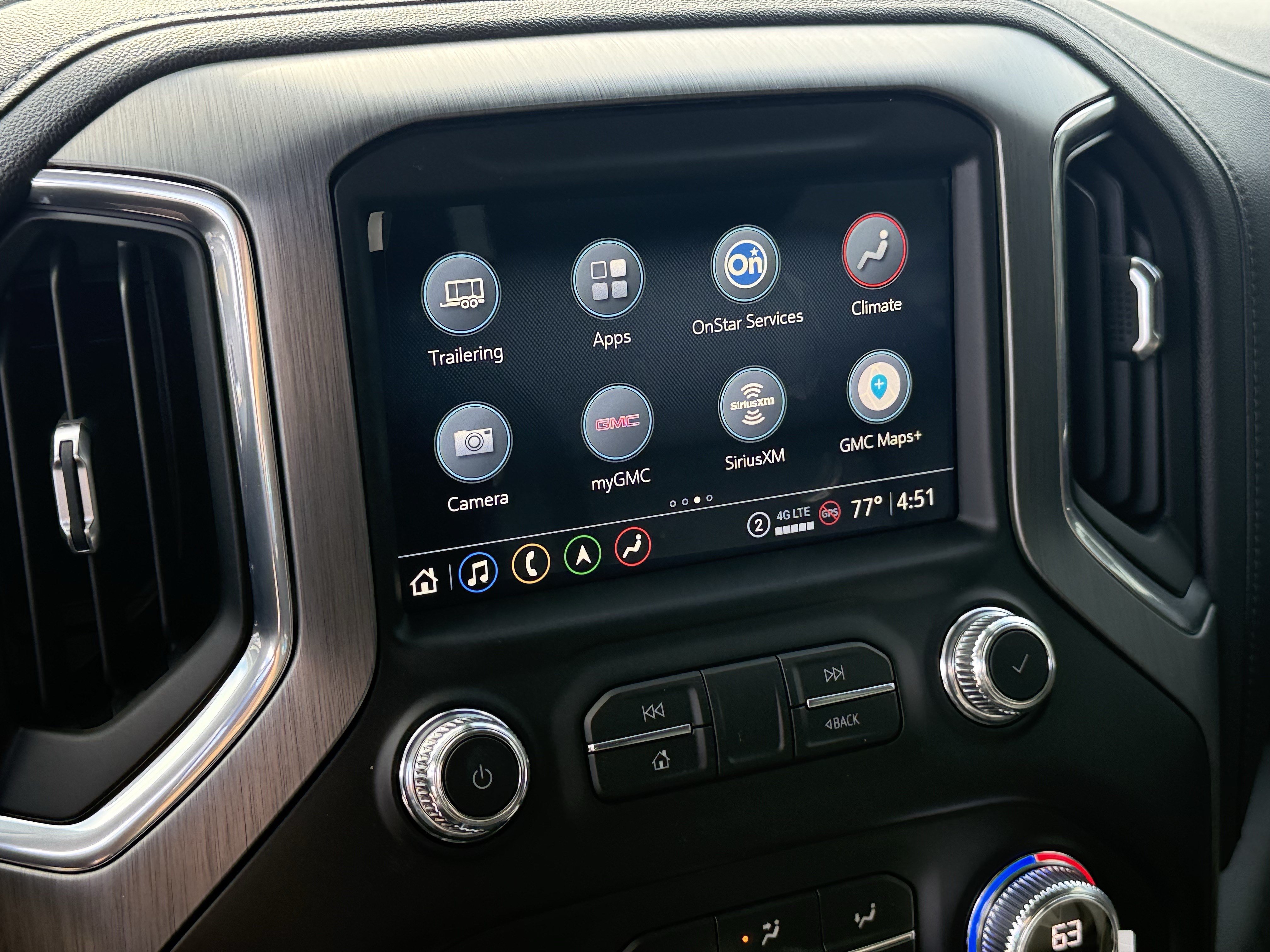 Used 2021 GMC Sierra 2500 Denali w/ Denali Black Diamond Edition AWD/4WD image 20