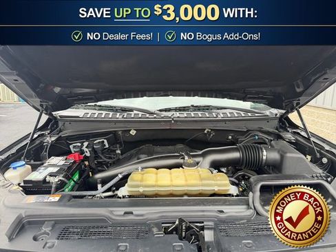 Used 2020 Ford Expedition XLT w/ Equipment Group 202A AWD/4WD image 24