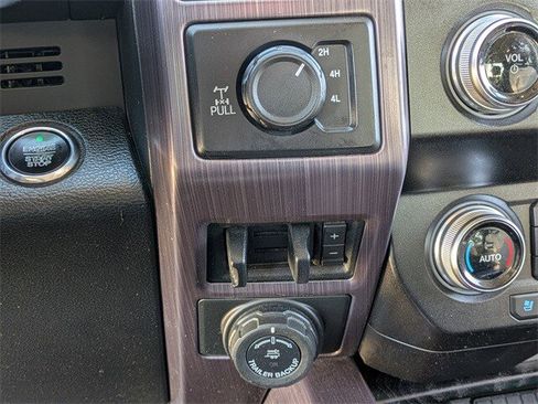 Used 2022 Ford F150 Lariat w/ FX4 Off-Road Package image 24