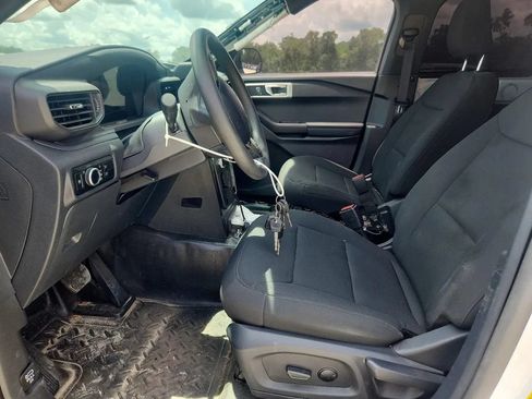Used 2025 Ford Explorer 4WD Police Interceptor image 7