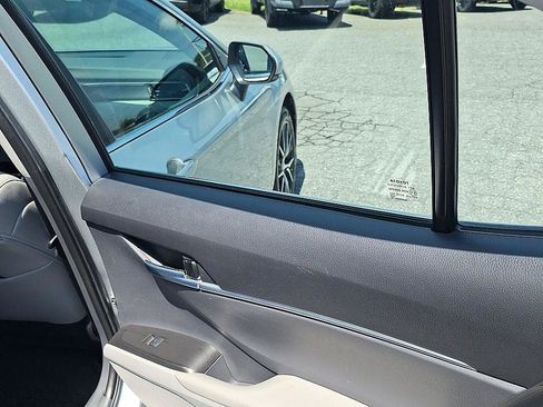 Used 2023 Toyota Camry SE FWD image 25