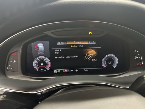 Used 2020 Audi Q7 3.0T Premium Plus image 21