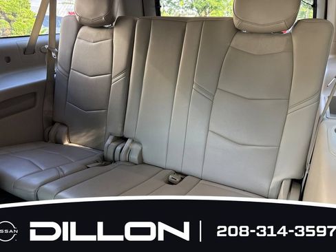 Used 2015 Cadillac Escalade ESV Luxury AWD/4WD image 16