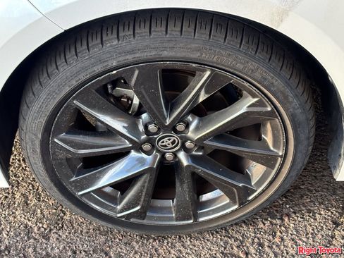Certified 2025 Toyota Corolla SE FWD image 8